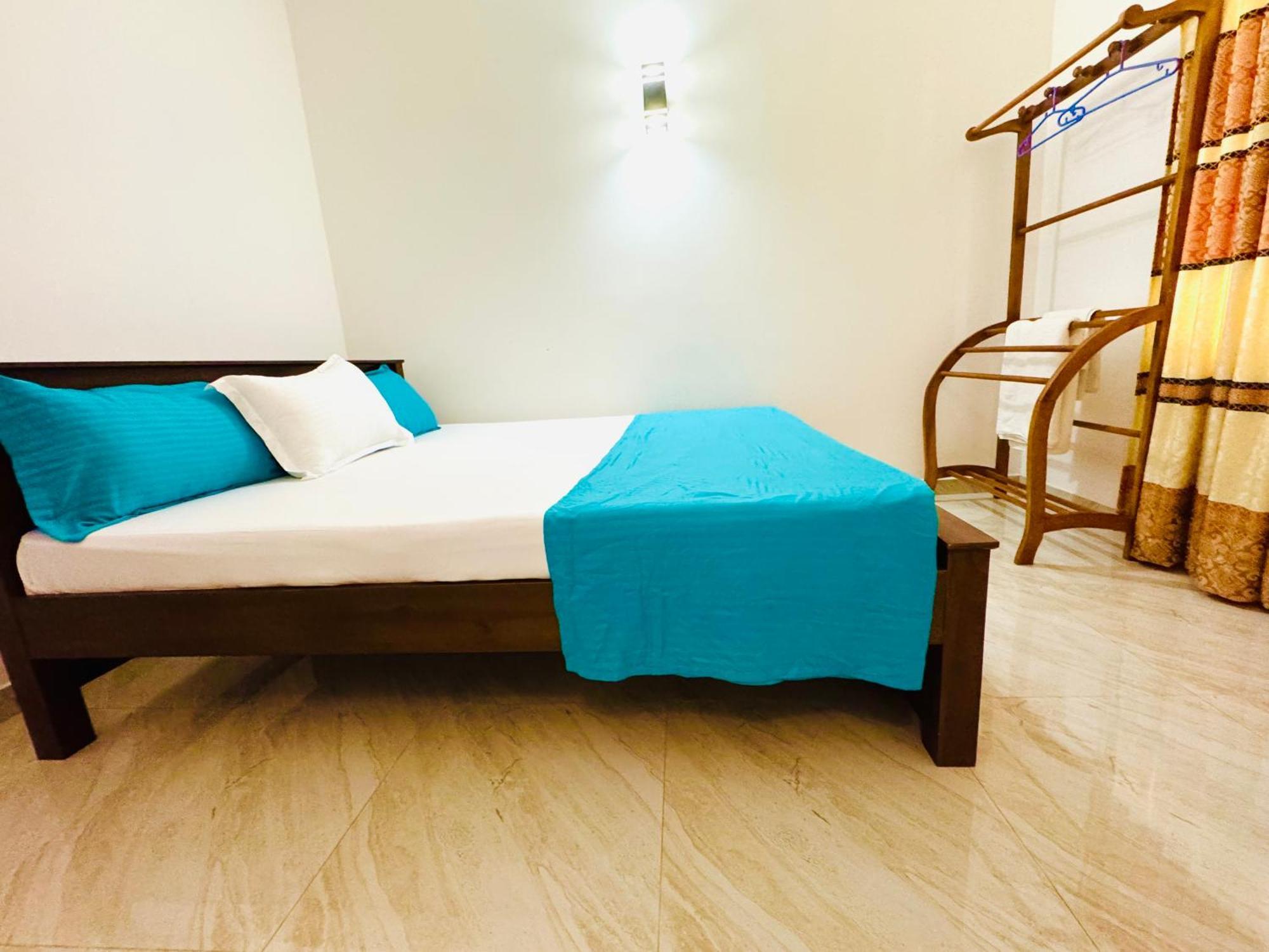 Ahasna Airport Villa Negombo Exterior photo